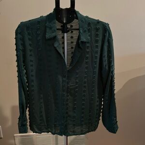 Women’s blouse size M green. Excellent condition